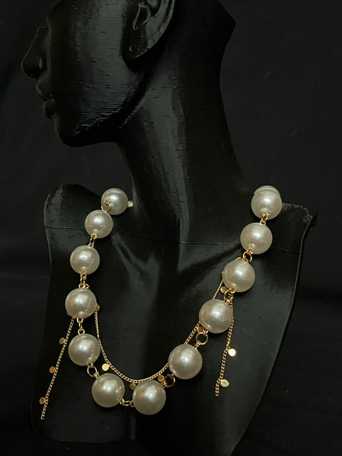 The Pearl Necklace